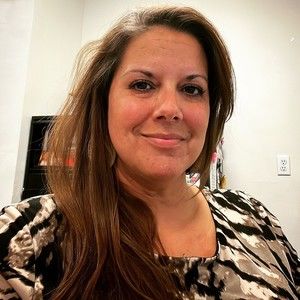 Meet your Posher, Renee